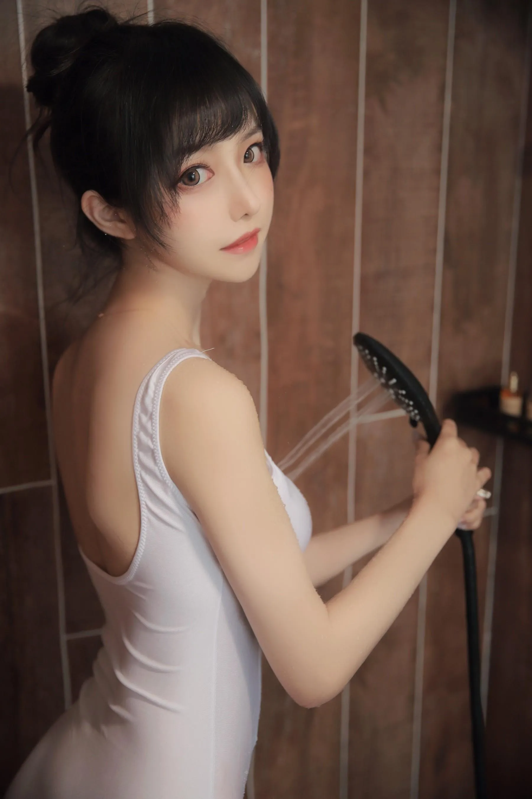 Shika小鹿鹿 – NO.81 半透浴室 [23P]插图2